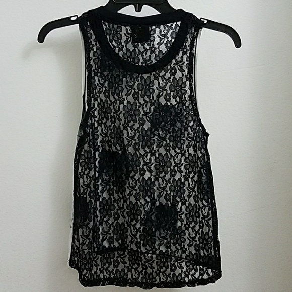 $10 BATMAN TOP - Picture 4 of 8